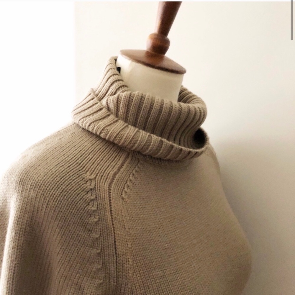 Theory Wool Turtleneck